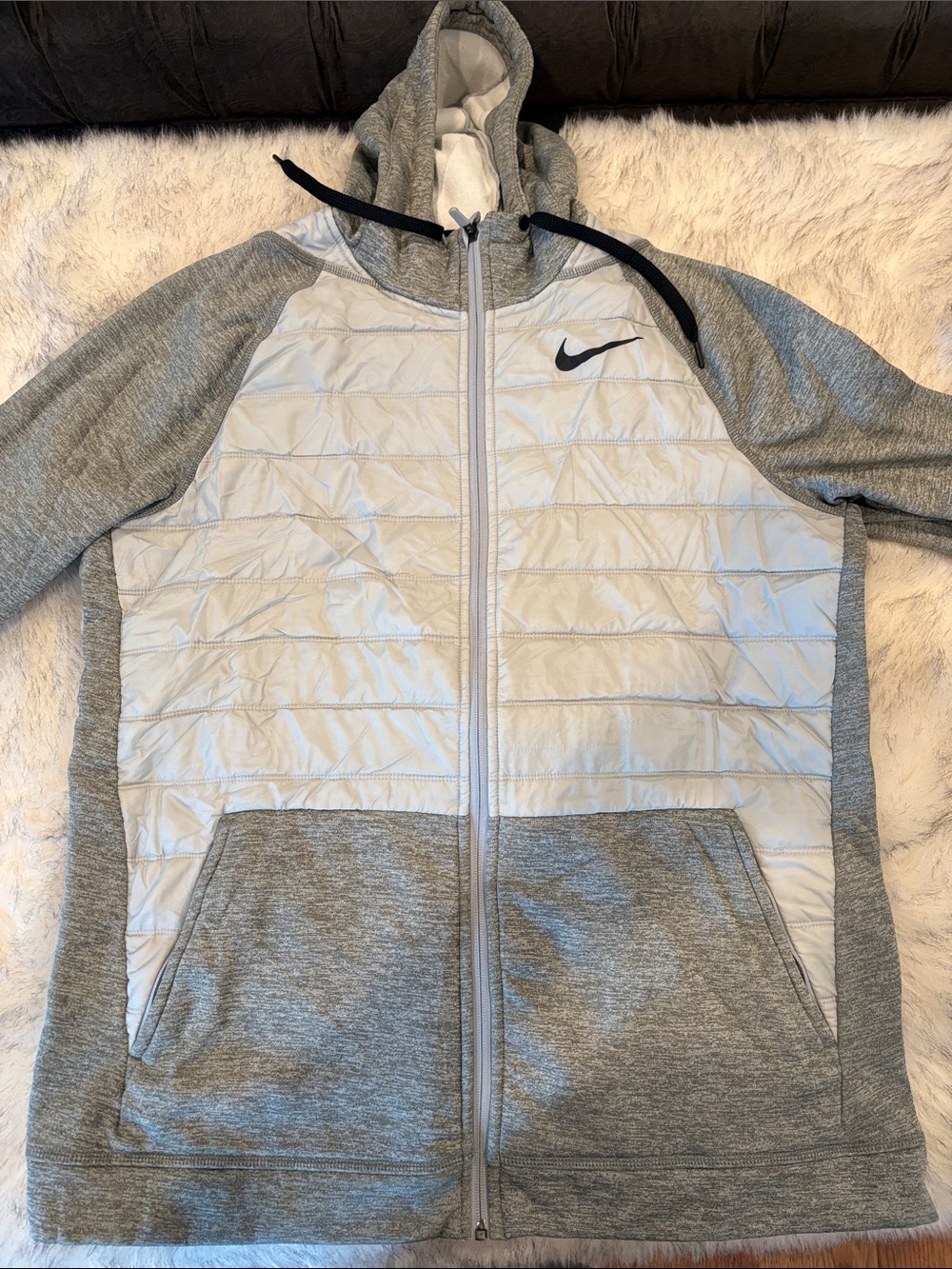 Nike Light Gray and White Quilted Hoodie Jacket